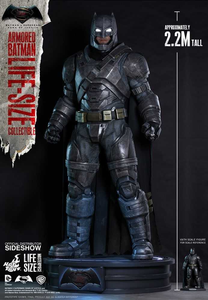 Batman: 8000$ per la figure a grandezza naturale