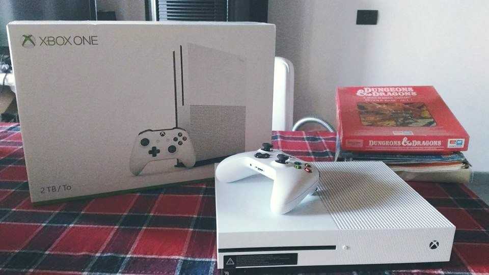 Xbox One S Roby