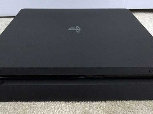 playstation 4 slim