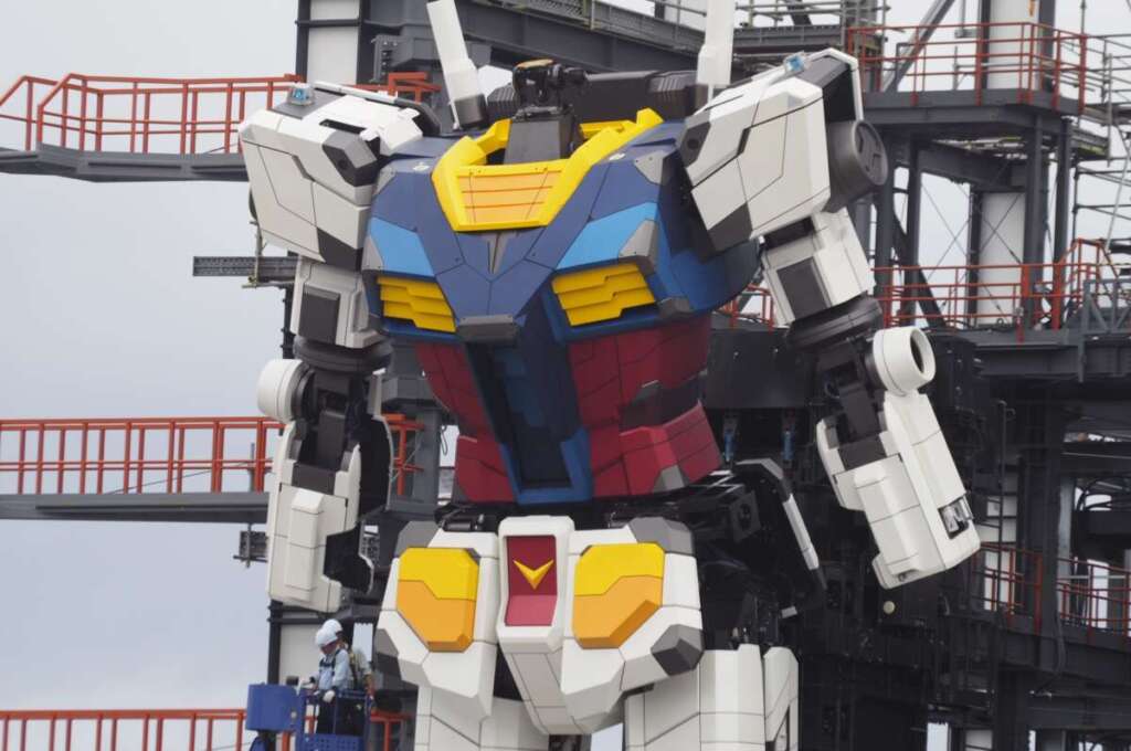 Gundam reale giappone gundamfactory yokohama inchino 1