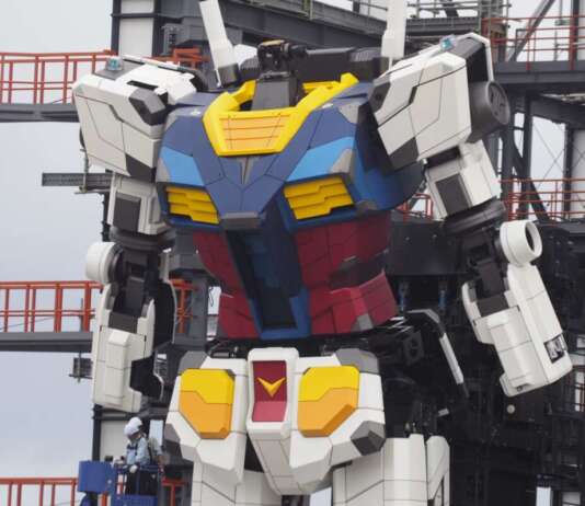 Gundam reale giappone gundamfactory yokohama inchino 1