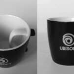 ubisoft-in-commercio-la-tazza-con-un-bug-ma-va-letteralmente-a-ruba