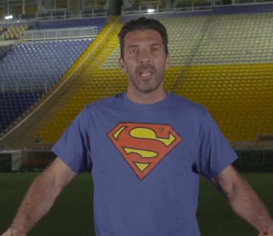 Gigi Buffon Parma Superman Warner Bros