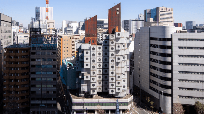 Il Nakagin Capsule Tower di Tokyo verrà demolito era un icona del giappone
