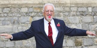 Bernard Cribbins ci lascia all'età di 93 anni star Doctor Who 007 Casino Royale Frenzy