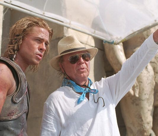 wolfgang petersen regista troy brad pitt