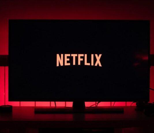 Netflix condivisione account pagamento